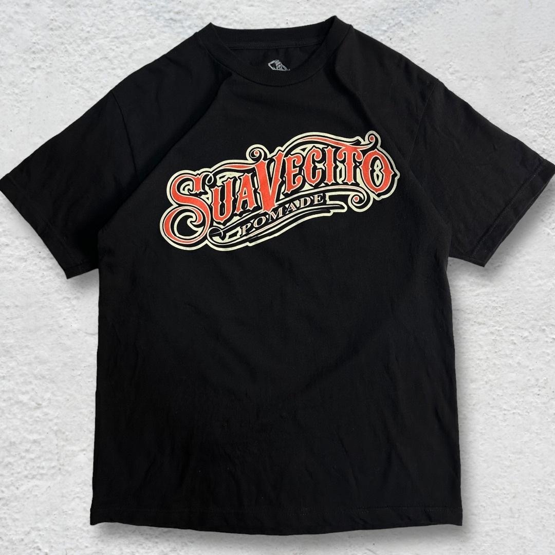 【Suavecito】スアベシート ポマード リーゼント barber 西海岸 メンズのトップス(Tシャツ/カットソー(半袖/袖なし))の商品写真