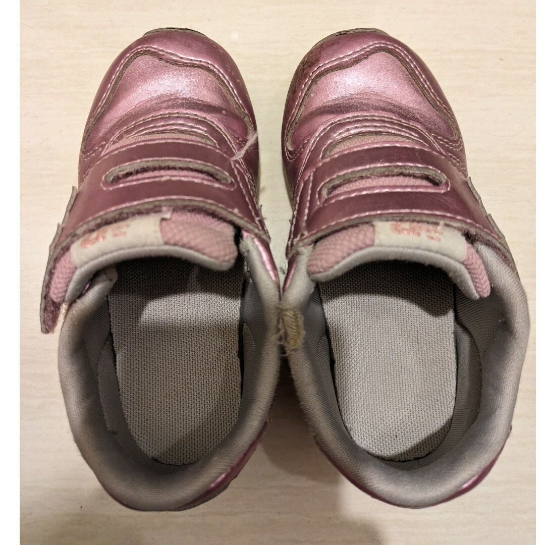 New Balance(ニューバランス)のニューバランス 15cm ピンク キッズスニーカー 女の子 スニーカー キッズ/ベビー/マタニティのキッズ靴/シューズ(15cm~)(スニーカー)の商品写真