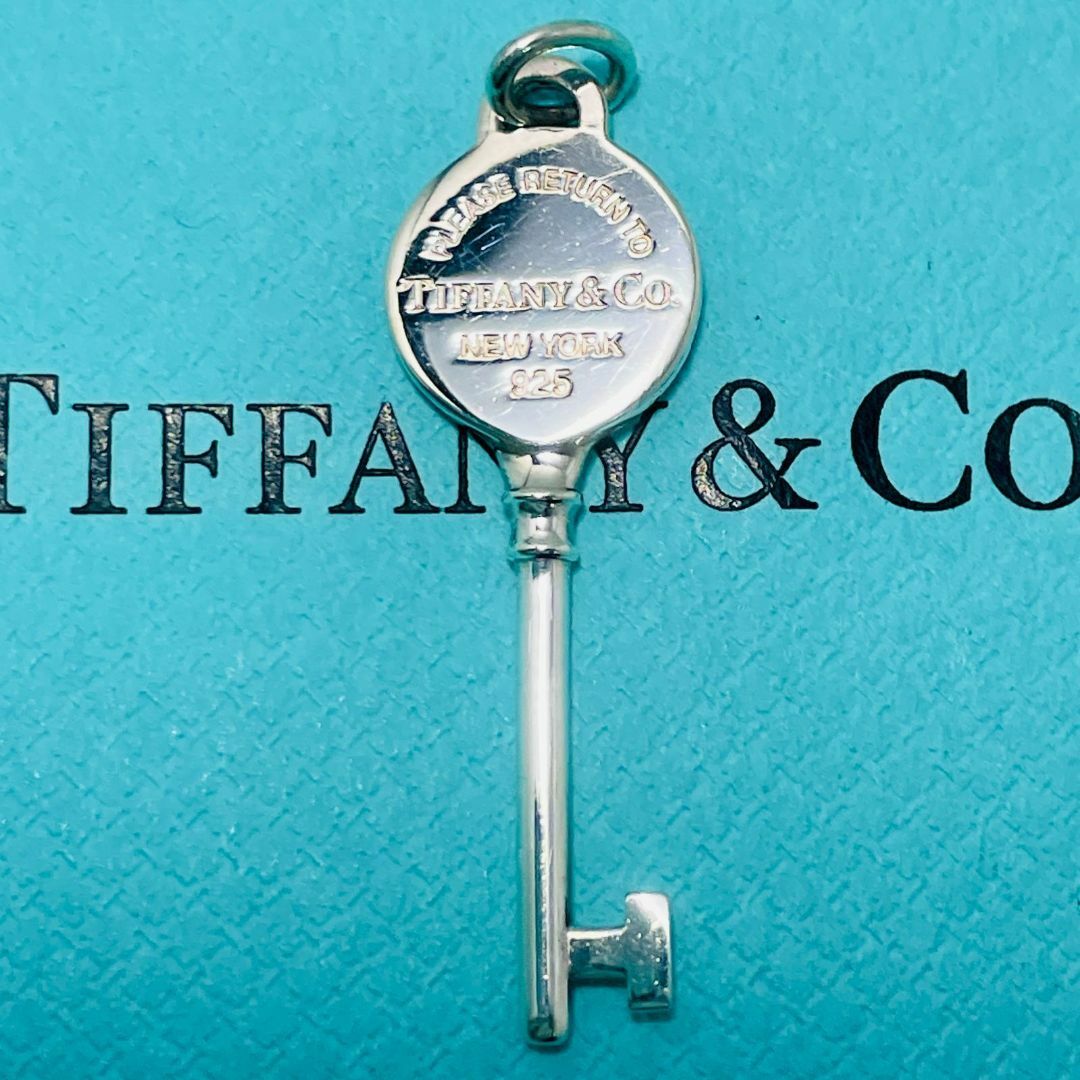 Tiffany & Co.(ティファニー)のティファニー ラウンド キー チャーム リターントゥ ネックレストップ ★857 レディースのアクセサリー(チャーム)の商品写真