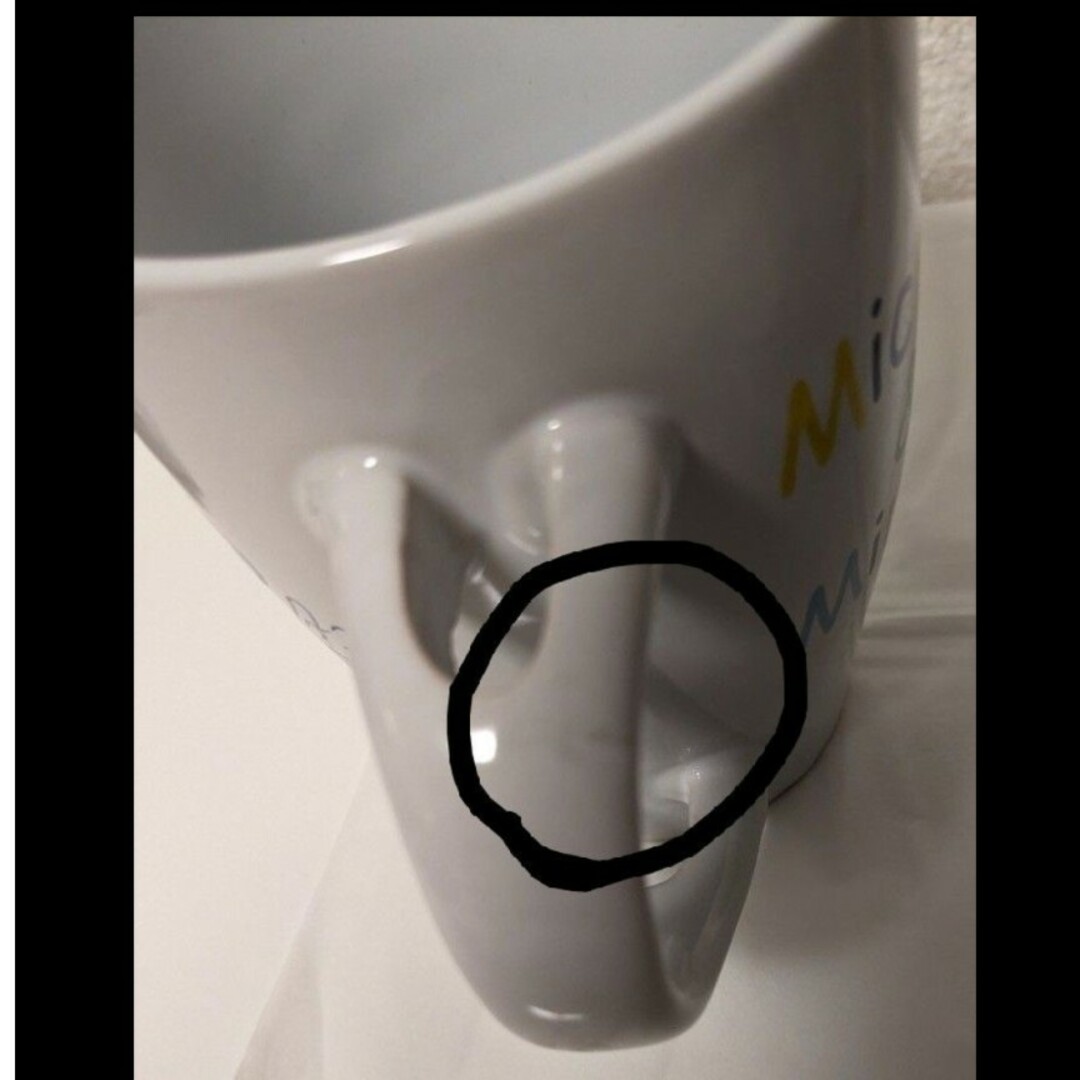 Disney(ディズニー)のマグカップ　ディズニー　２個　スプーン付き　ミッキー　くまのプーさん 陶器 インテリア/住まい/日用品のキッチン/食器(グラス/カップ)の商品写真