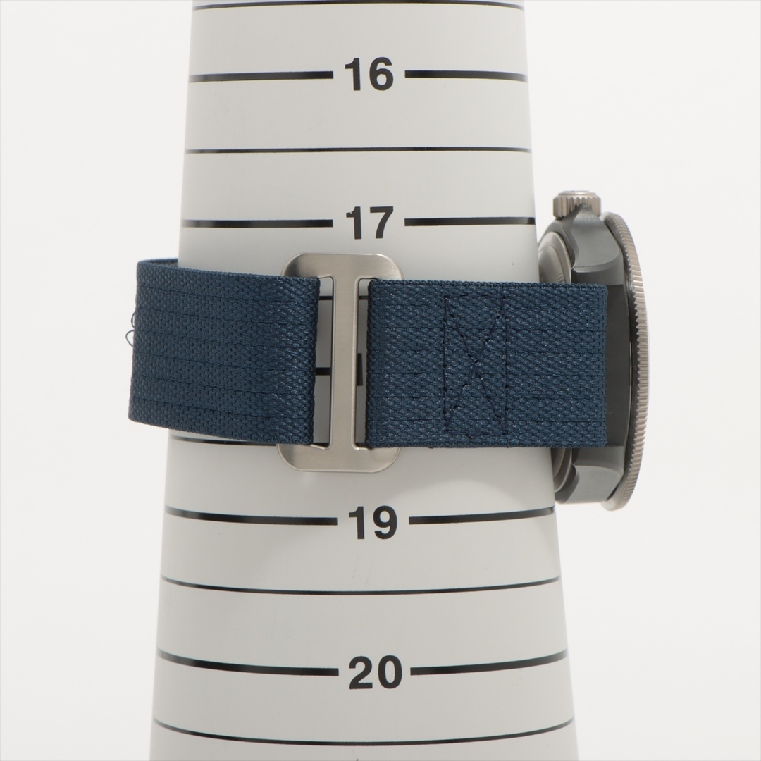 Tudor(チュードル)のチュードル ぺラゴス FXD アリンギ レッドブル レーシング カーボン× メンズの時計(腕時計(アナログ))の商品写真