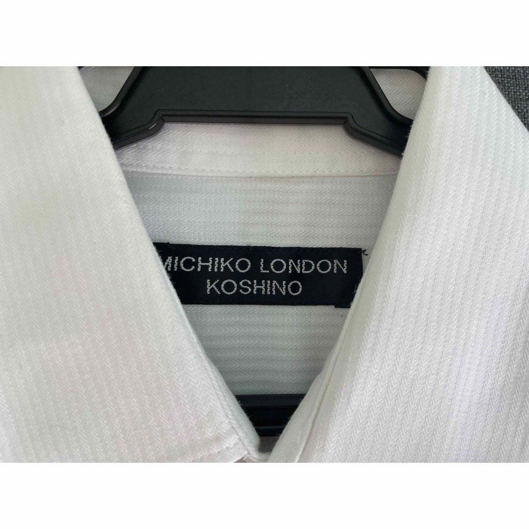 MICHIKO LONDON(ミチコロンドン)のミチコロンドンコシノ　140スーツ　クリーニング済 キッズ/ベビー/マタニティのキッズ服男の子用(90cm~)(ドレス/フォーマル)の商品写真