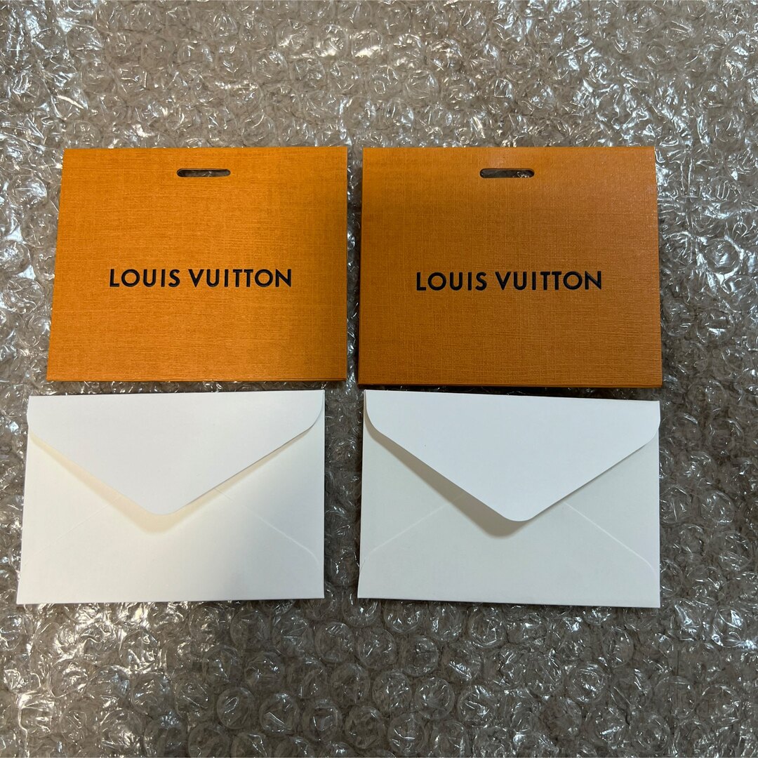 LOUIS VUITTON(ルイヴィトン)の新品未使用 ルイヴィトン メッセージカード 2枚 LOUIS VUITTON ハンドメイドの文具/ステーショナリー(カード/レター/ラッピング)の商品写真