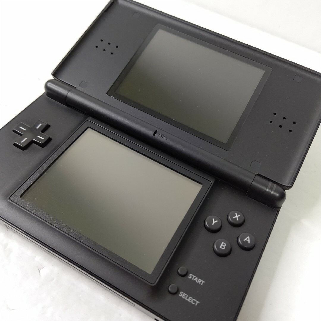 ニンテンドーDS(ニンテンドーDS)のNintendo　ニンテンドーDSlite　ジェットブラック　美品　任天堂 エンタメ/ホビーのゲームソフト/ゲーム機本体(携帯用ゲーム機本体)の商品写真