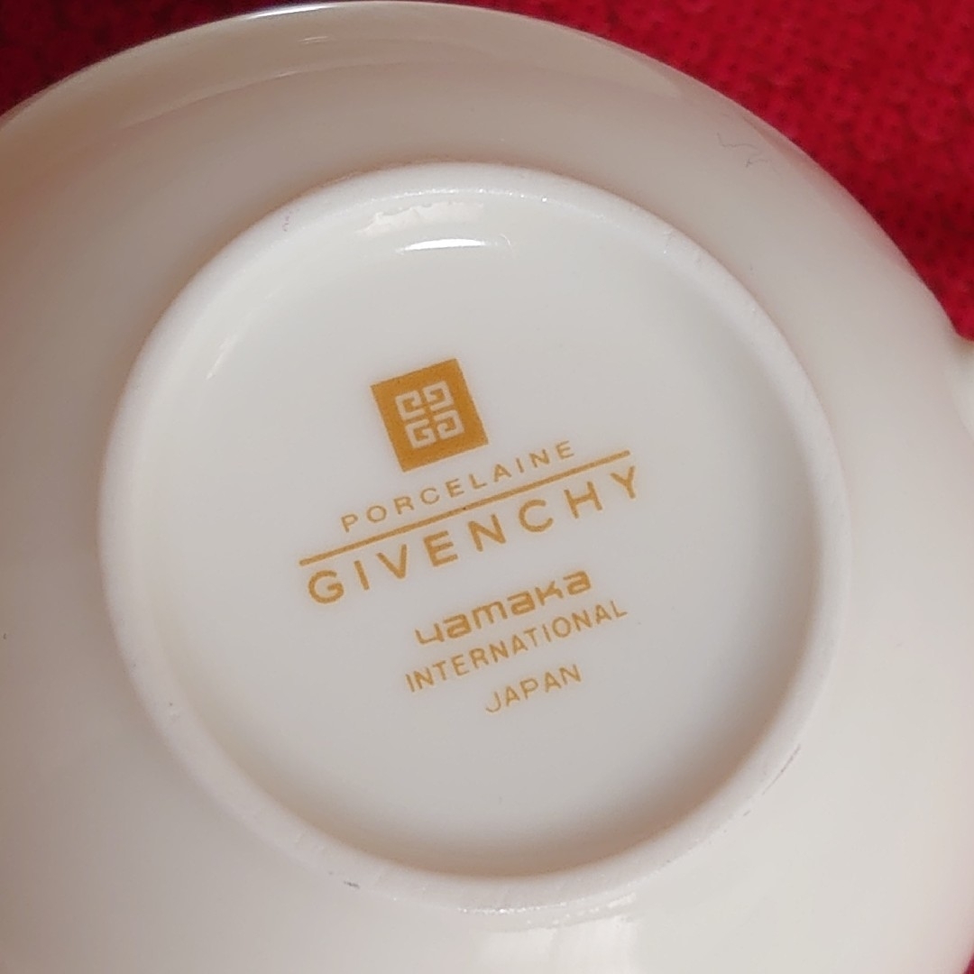 GIVENCHY(ジバンシィ)のNo.218 【美品】 GIVENCHY カップ＆ソーサー 2客セット インテリア/住まい/日用品のキッチン/食器(グラス/カップ)の商品写真