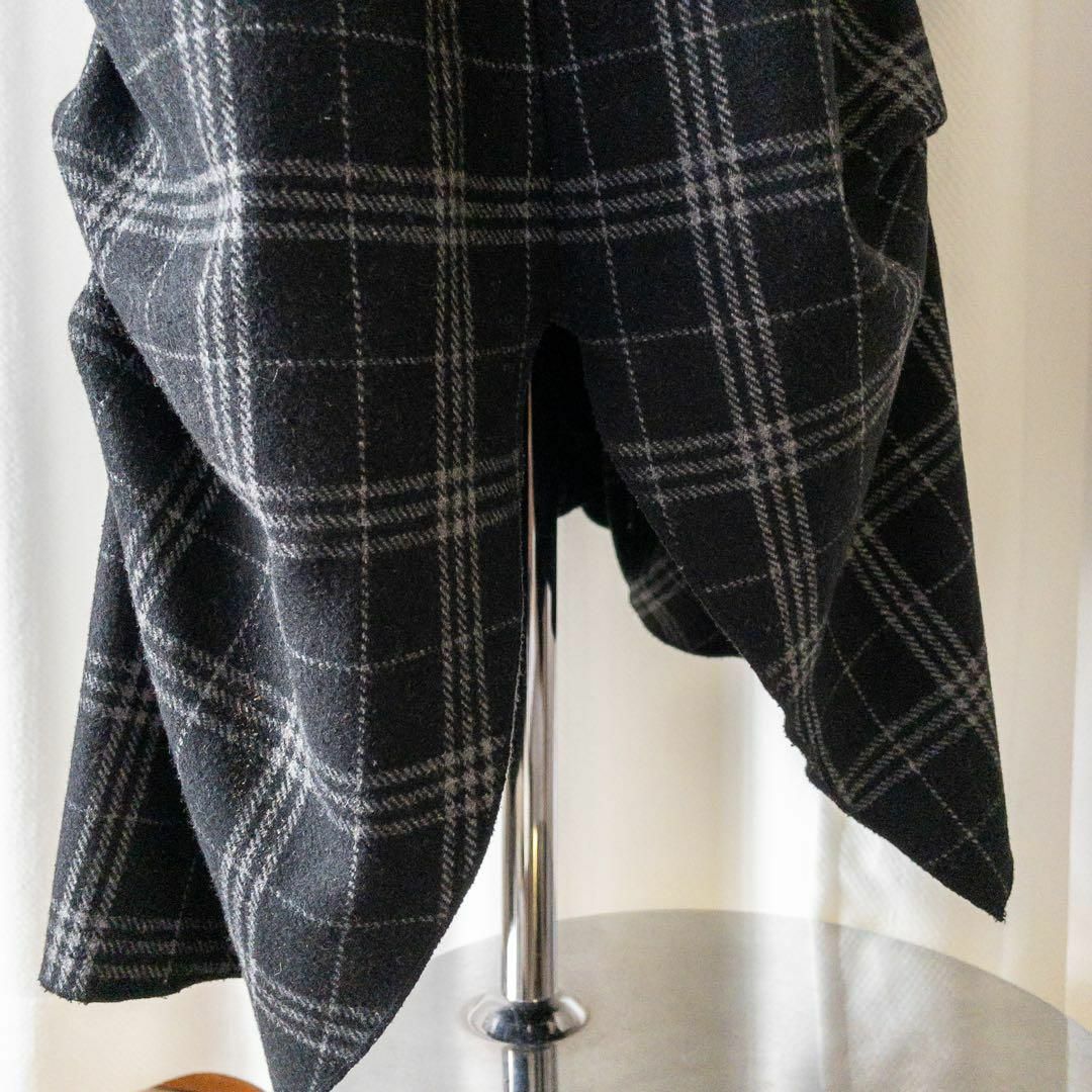 Sensounico(センソユニコ)の萌モユル　変形スカート　アシンメトリー　チェック　ウール　大きいサイズ　40 レディースのスカート(ロングスカート)の商品写真