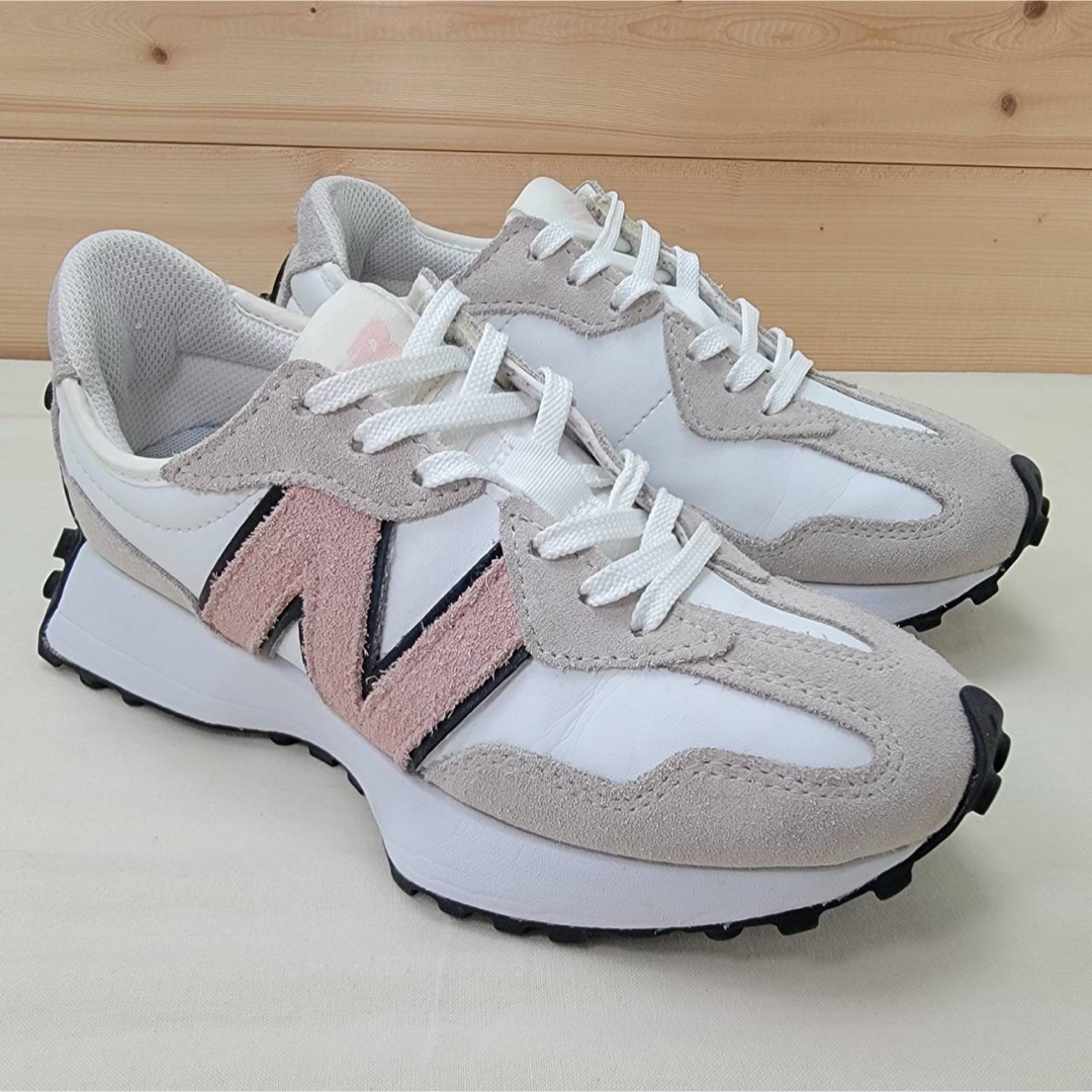 New Balance(ニューバランス)のニューバランス WS327LR "ホワイト/ピンク" 22cm レディースの靴/シューズ(スニーカー)の商品写真