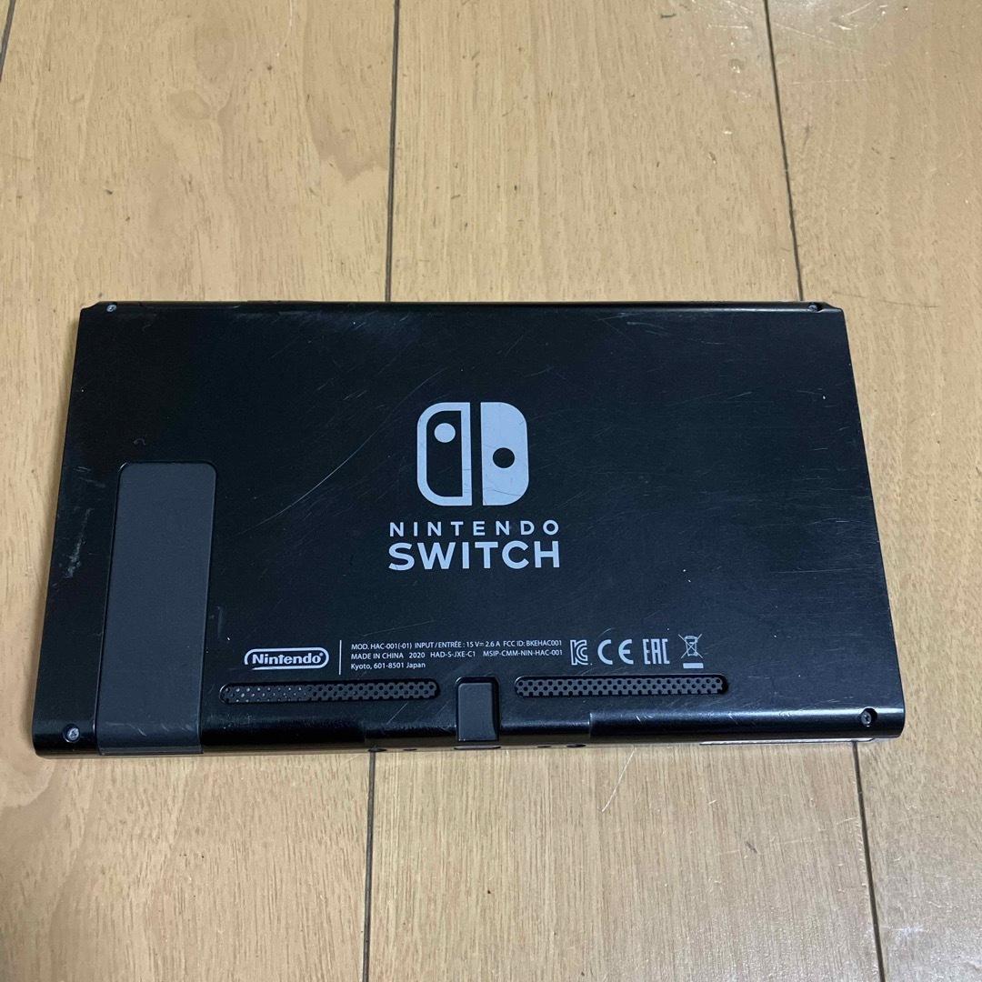 Nintendo Switch(ニンテンドースイッチ)のいたチョコ様専用　Nintendo Switch 本体（ジャンク品） エンタメ/ホビーのゲームソフト/ゲーム機本体(家庭用ゲーム機本体)の商品写真