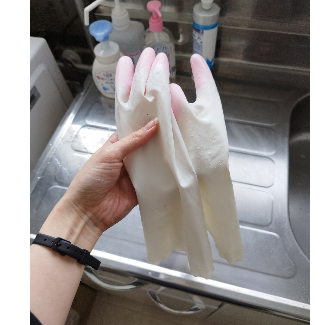 食器洗い用手袋✦ゴム手袋✦白（ホワイト）✦サイズM インテリア/住まい/日用品のキッチン/食器(収納/キッチン雑貨)の商品写真