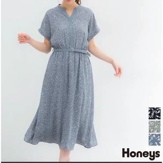 ハニーズ(HONEYS)の美品　ハニーズ　配色ワンピース　小花柄　花柄　フラワー　バイカラー　ミモレ丈(ロングワンピース/マキシワンピース)