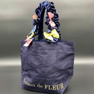 メゾンドフルール(Maison de FLEUR)の【美品】Maison de FLEUR リボン　トートバッグ　ネイビー(トートバッグ)