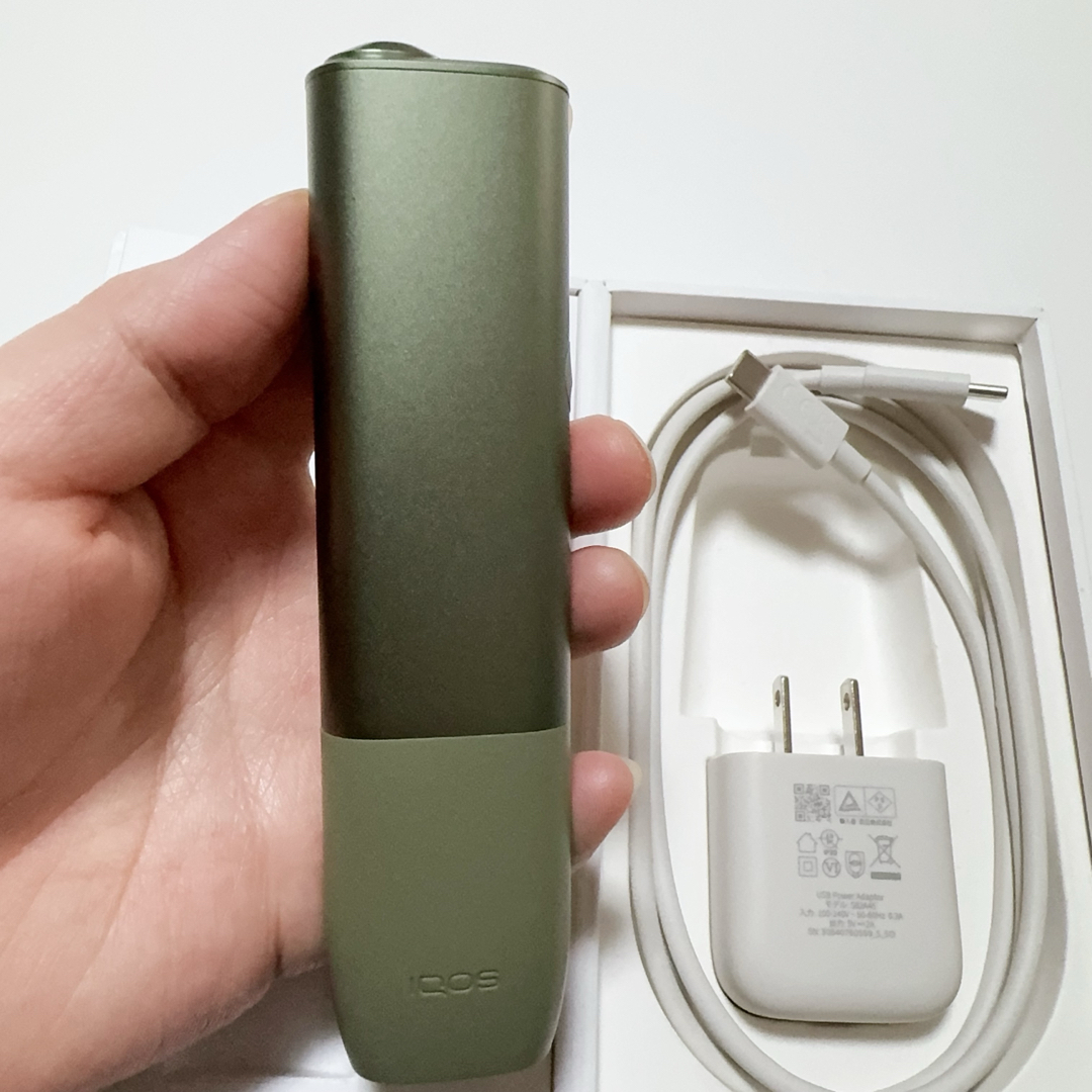 IQOS(アイコス)の美品 iQOS イルマワン モスグリーン本体と充電器セット メンズのファッション小物(タバコグッズ)の商品写真