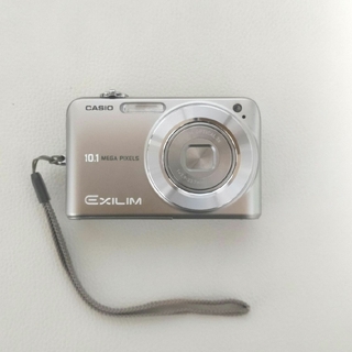 カシオ(CASIO)のCASIO コンパクトデジタルカメラ EXILIM ZOOM EX-Z1080(コンパクトデジタルカメラ)