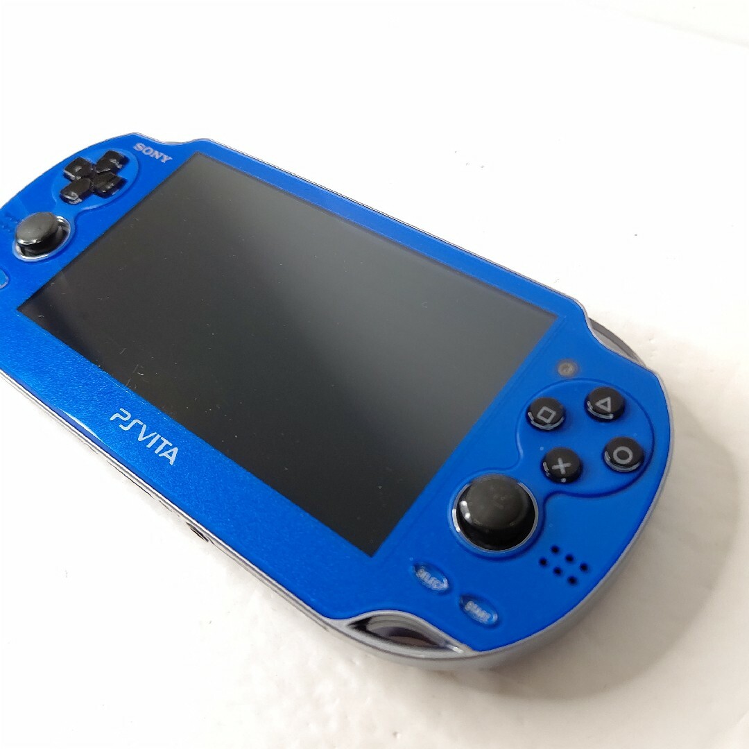 PlayStation Vita(プレイステーションヴィータ)のソニー　PSvita pch1000 サファイアブルー　画面極美品　ゲーム機 エンタメ/ホビーのゲームソフト/ゲーム機本体(携帯用ゲーム機本体)の商品写真