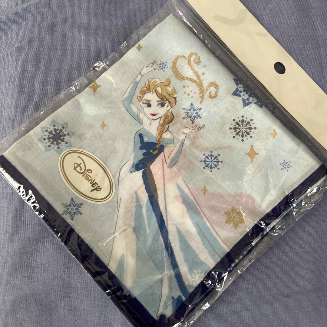 Disney(ディズニー)の新品【アナ雪】ハンカチ レディースのファッション小物(ハンカチ)の商品写真