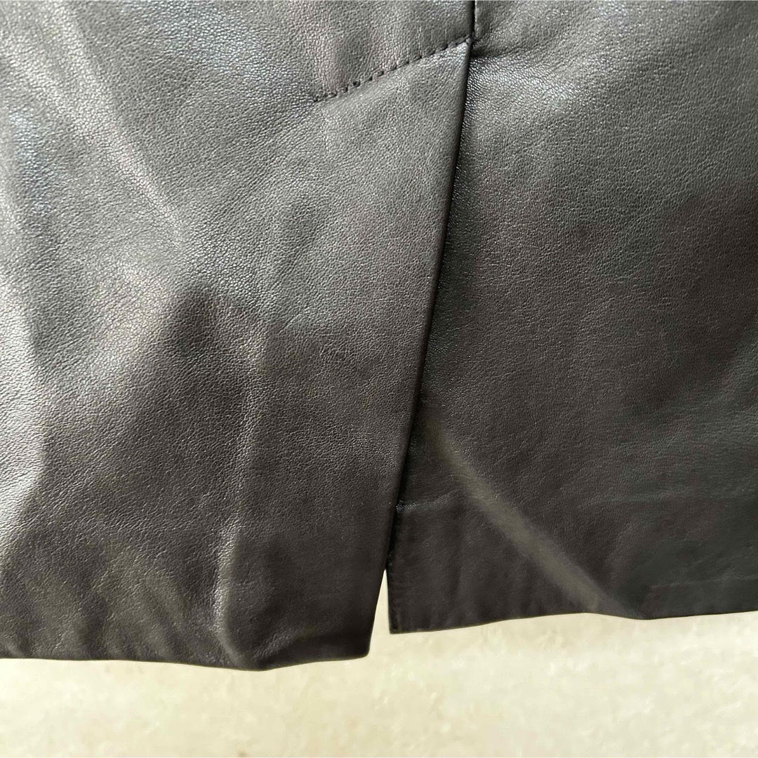 Noble(ノーブル)のノーブル ラムレザー タイトスカート 38 ブラック Noble レディースのスカート(ひざ丈スカート)の商品写真