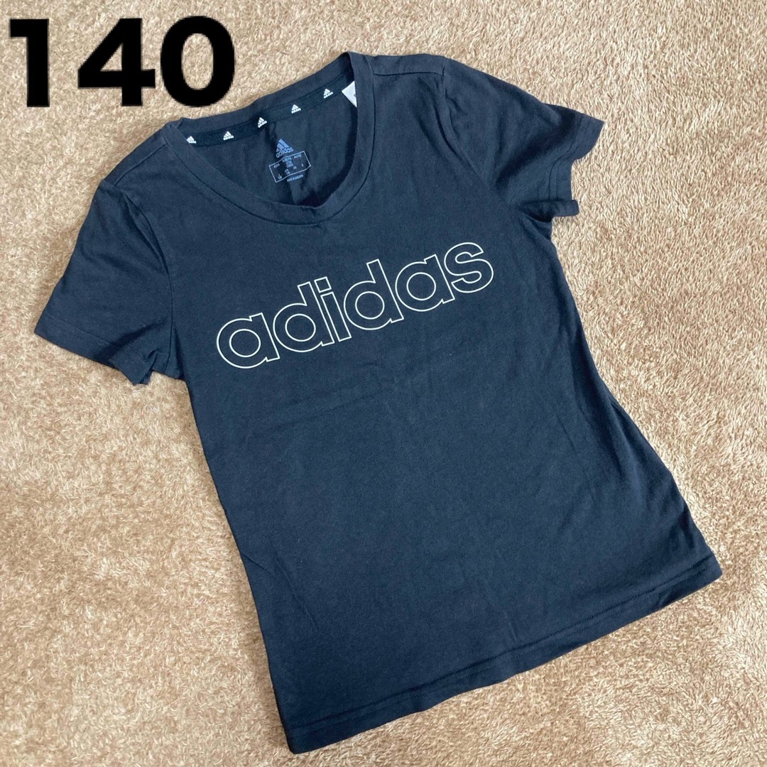 adidas(アディダス)のadidas Tシャツ キッズ/ベビー/マタニティのキッズ服女の子用(90cm~)(Tシャツ/カットソー)の商品写真