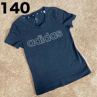 アディダス(adidas)のadidas Tシャツ(Tシャツ/カットソー)