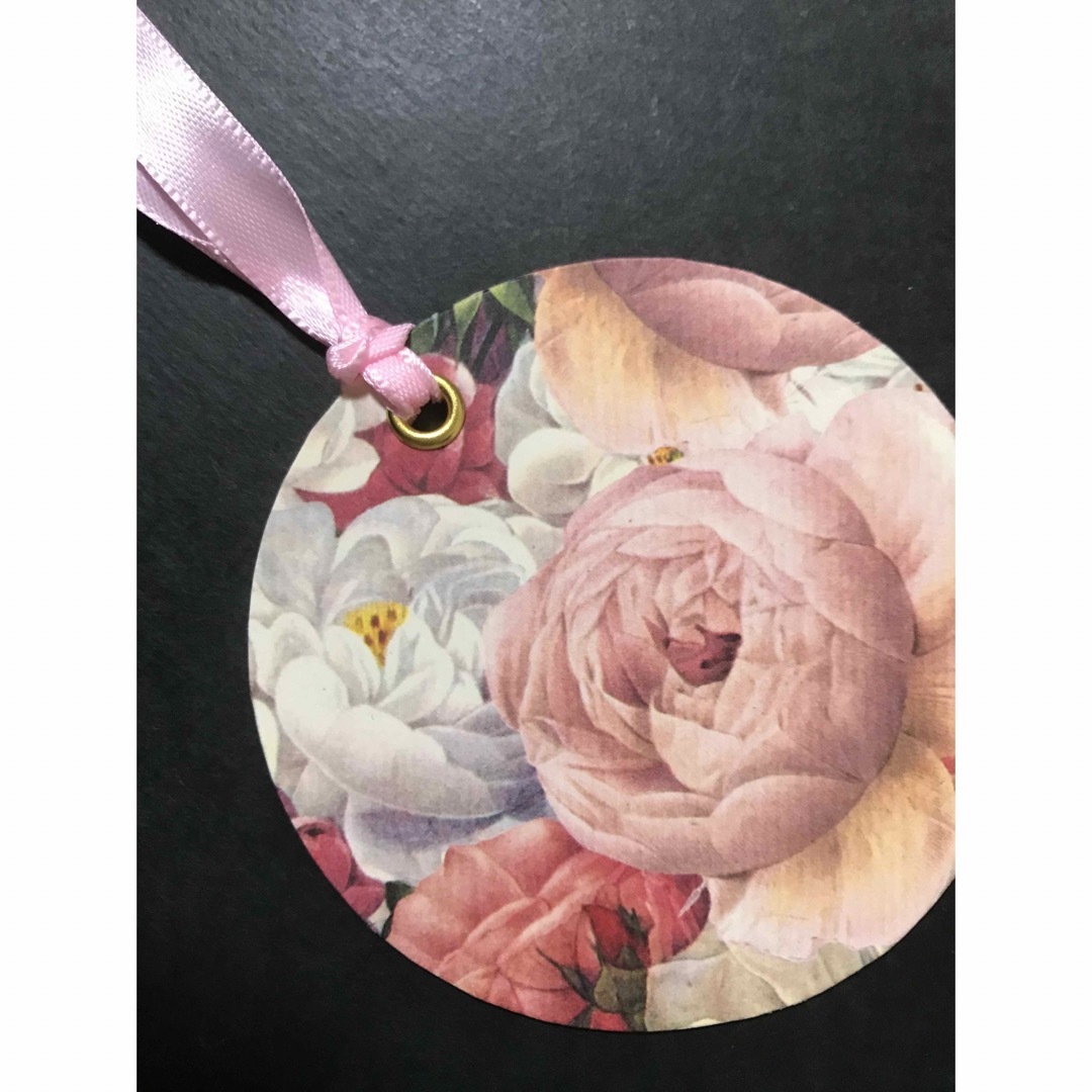 Ｂ-7. 栞　ブックマーカー　『Elegant Rose』　丸型　1枚 ハンドメイドの文具/ステーショナリー(しおり/ステッカー)の商品写真