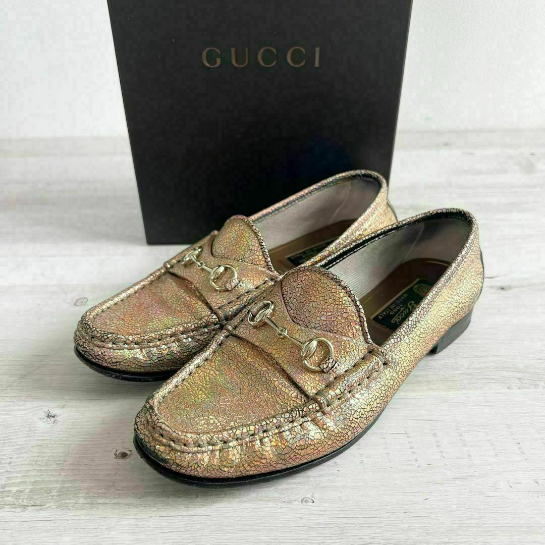 Gucci(グッチ)のGUCCI グッチ ローファー ホースビット メタリック ピンク レディースの靴/シューズ(ローファー/革靴)の商品写真