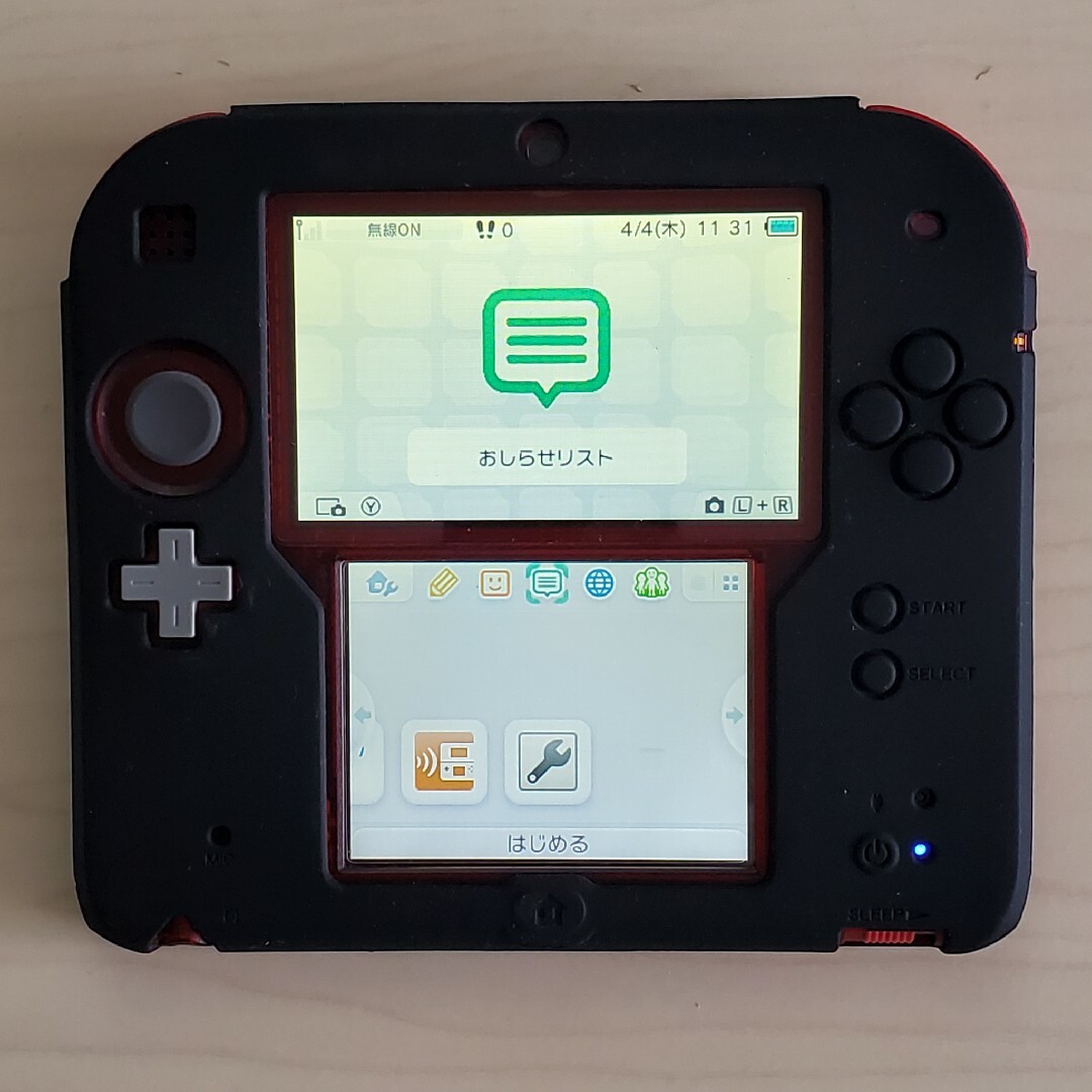 ニンテンドー2DS(ニンテンドー2DS)の希少 Nintendo 2DS ポケットモンスター クリアレッド 本体のみ エンタメ/ホビーのゲームソフト/ゲーム機本体(携帯用ゲーム機本体)の商品写真