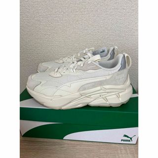 プーマ(PUMA)のPUMA淡色カラースニーカー新品¥16500(スニーカー)