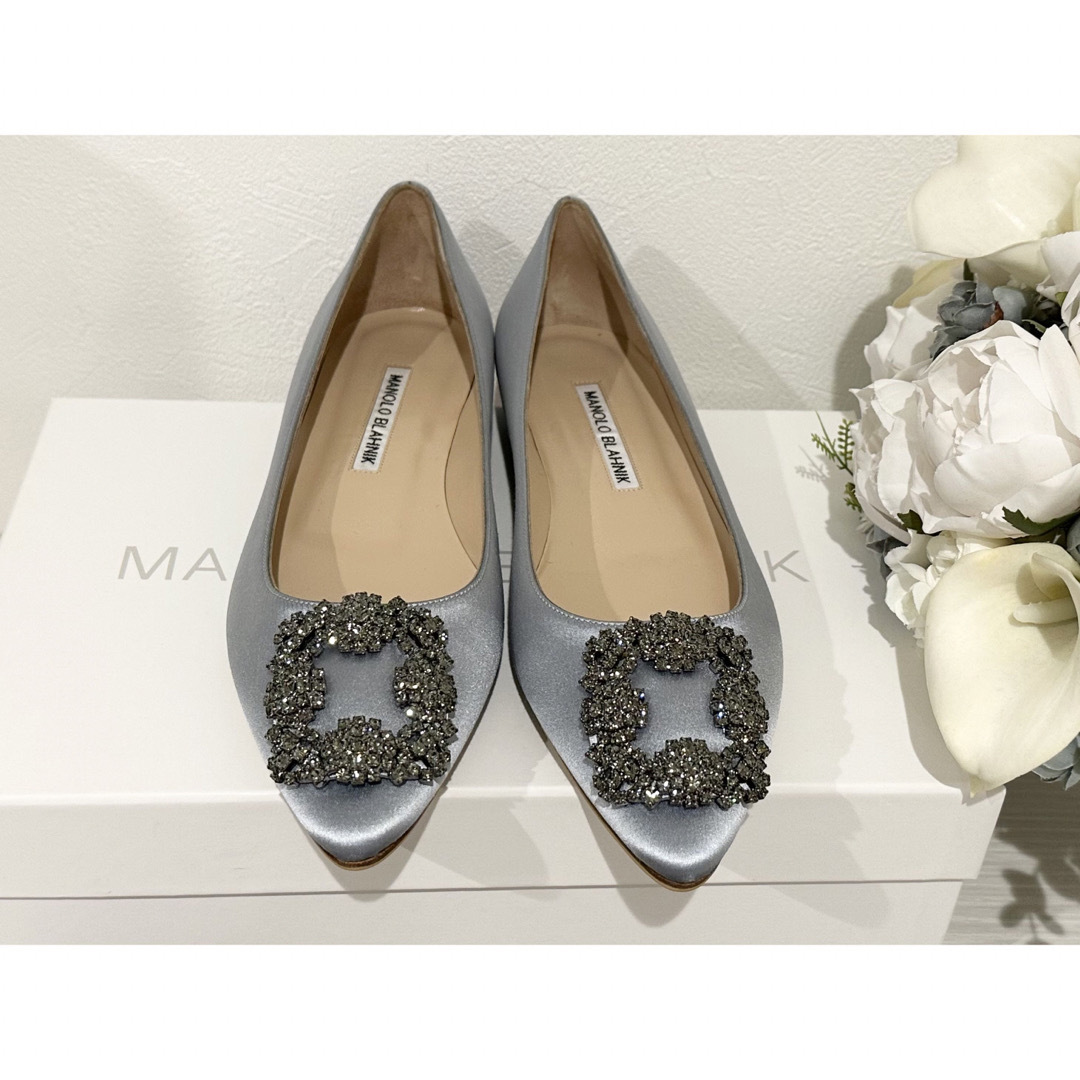 MANOLO BLAHNIK(マノロブラニク)の◆新品未使用正規品◆マノロブラニク　ハンギシフラット　ライトブルー　36 レディースの靴/シューズ(ハイヒール/パンプス)の商品写真