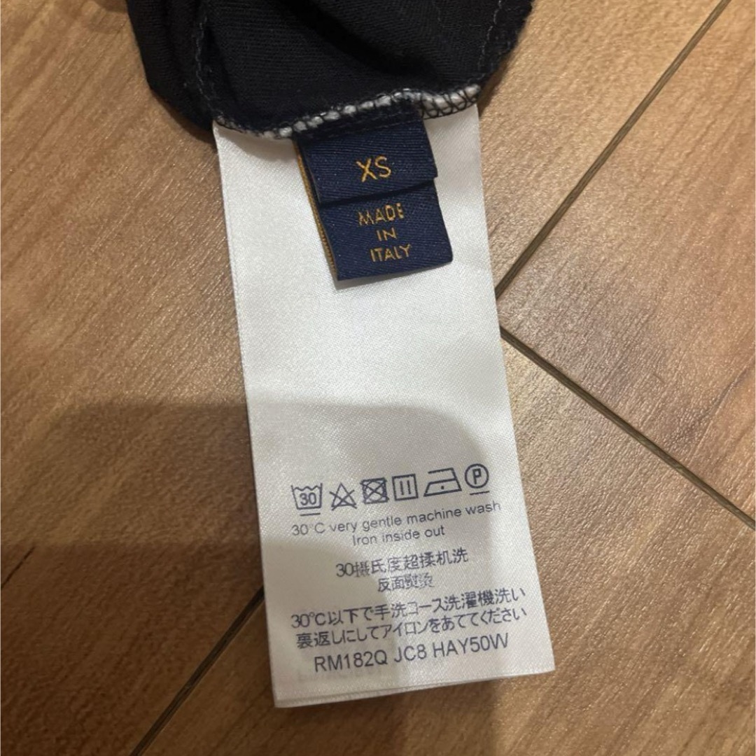 LOUIS VUITTON(ルイヴィトン)の★美品★ルイヴィトン　Tシャツ　XS メンズのトップス(Tシャツ/カットソー(半袖/袖なし))の商品写真