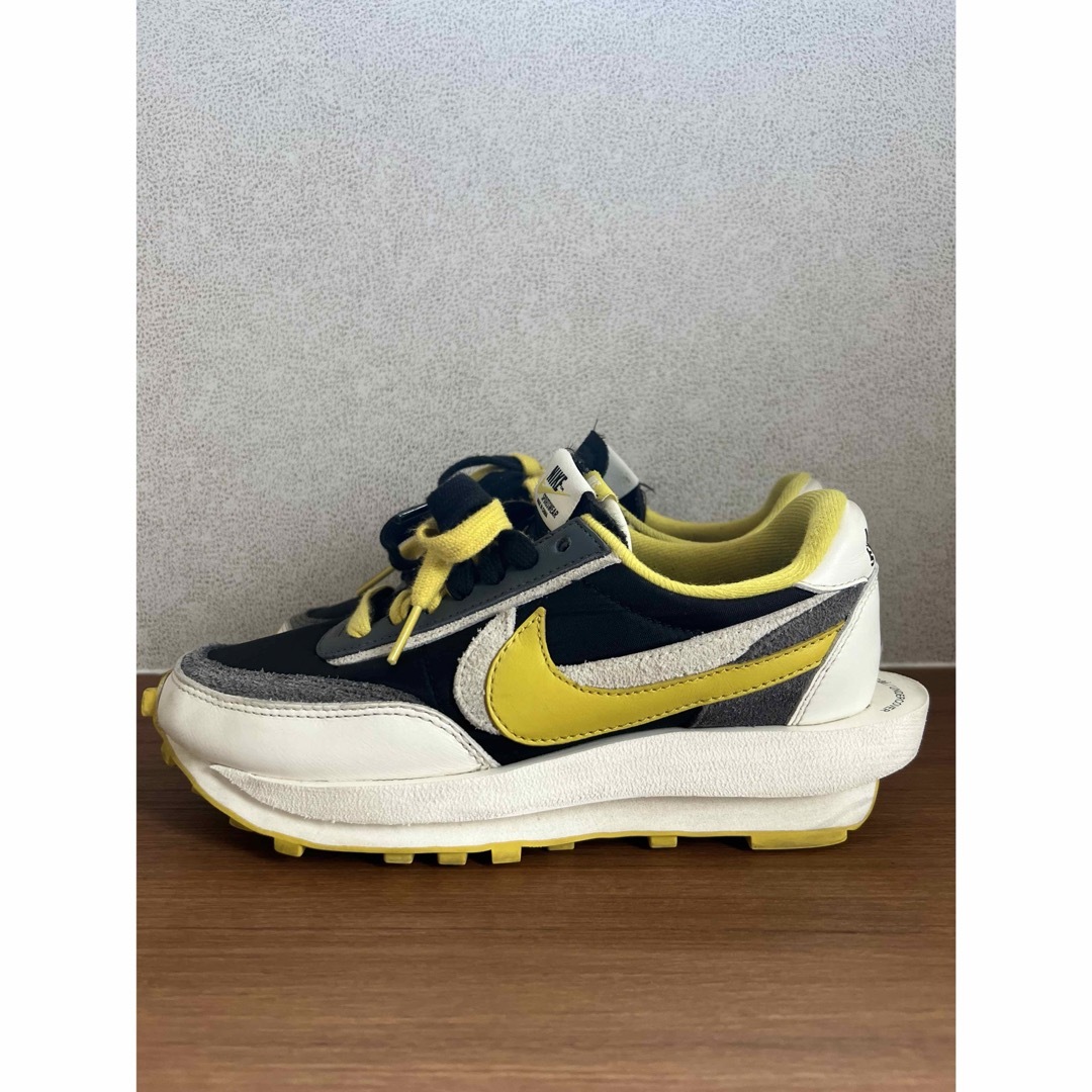 sacai(サカイ)のNIKE sacaiレディーススニーカー23.5 レディースの靴/シューズ(スニーカー)の商品写真