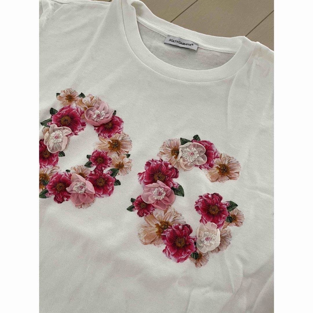 DOLCE&GABBANA(ドルチェアンドガッバーナ)のドルチェ&ガッバーナ　Tシャツ　11/12 キッズ/ベビー/マタニティのキッズ服女の子用(90cm~)(Tシャツ/カットソー)の商品写真