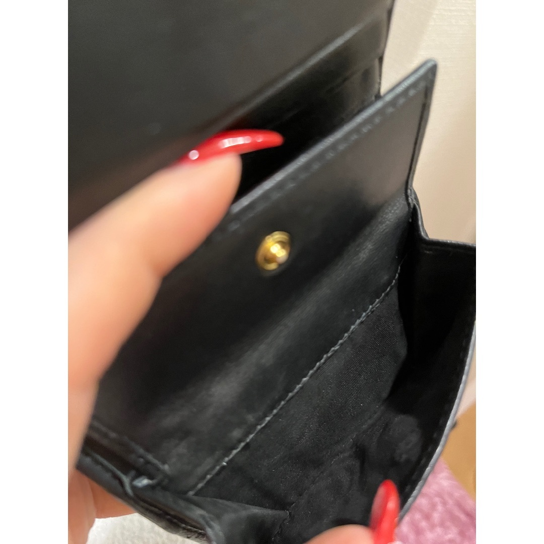 miumiu(ミュウミュウ)のMIUMIU ミュウミュウ マテラッセレザー 折り財布 黒 レディースのファッション小物(財布)の商品写真