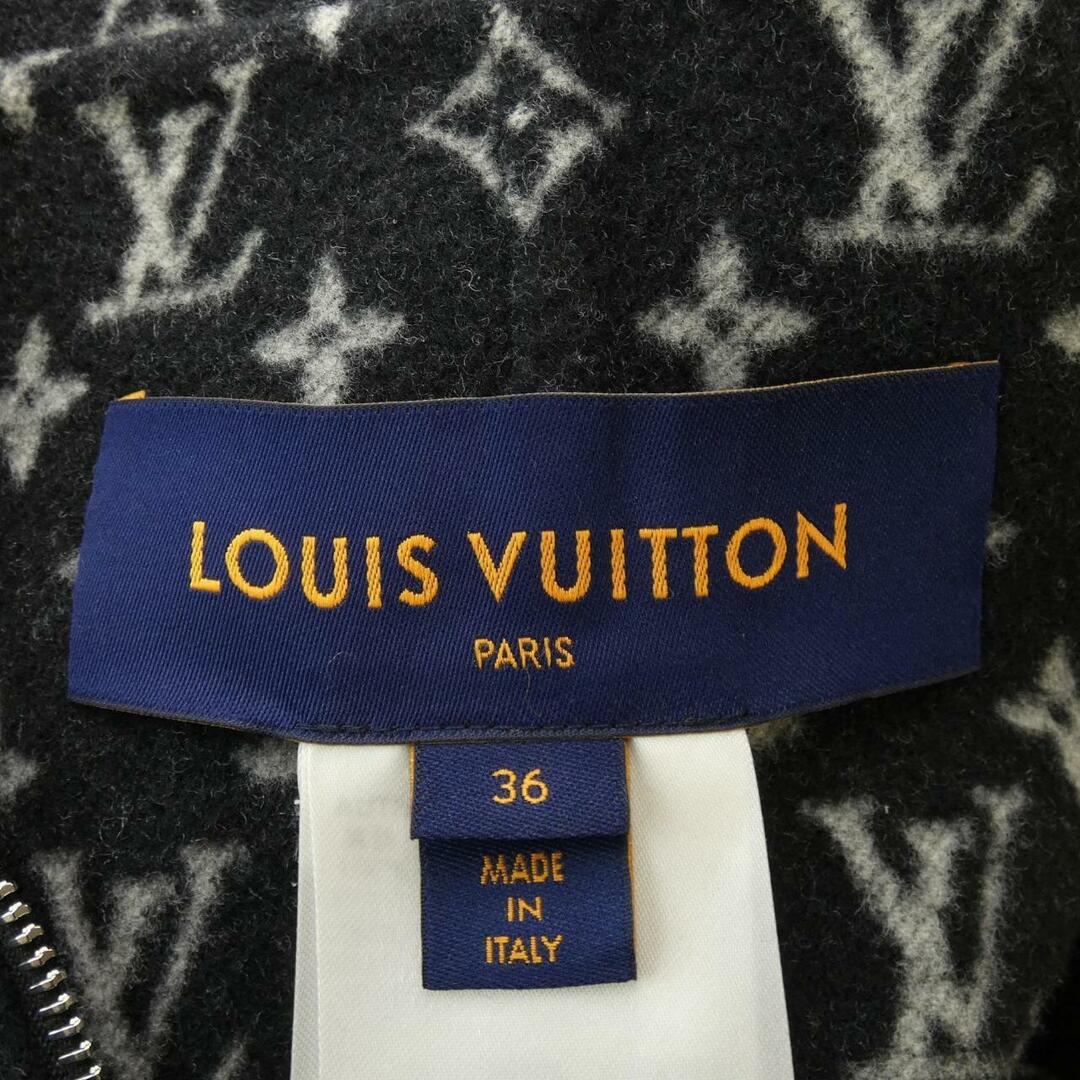 LOUIS VUITTON(ルイヴィトン)のルイヴィトン LOUIS VUITTON ケープ レディースのジャケット/アウター(その他)の商品写真