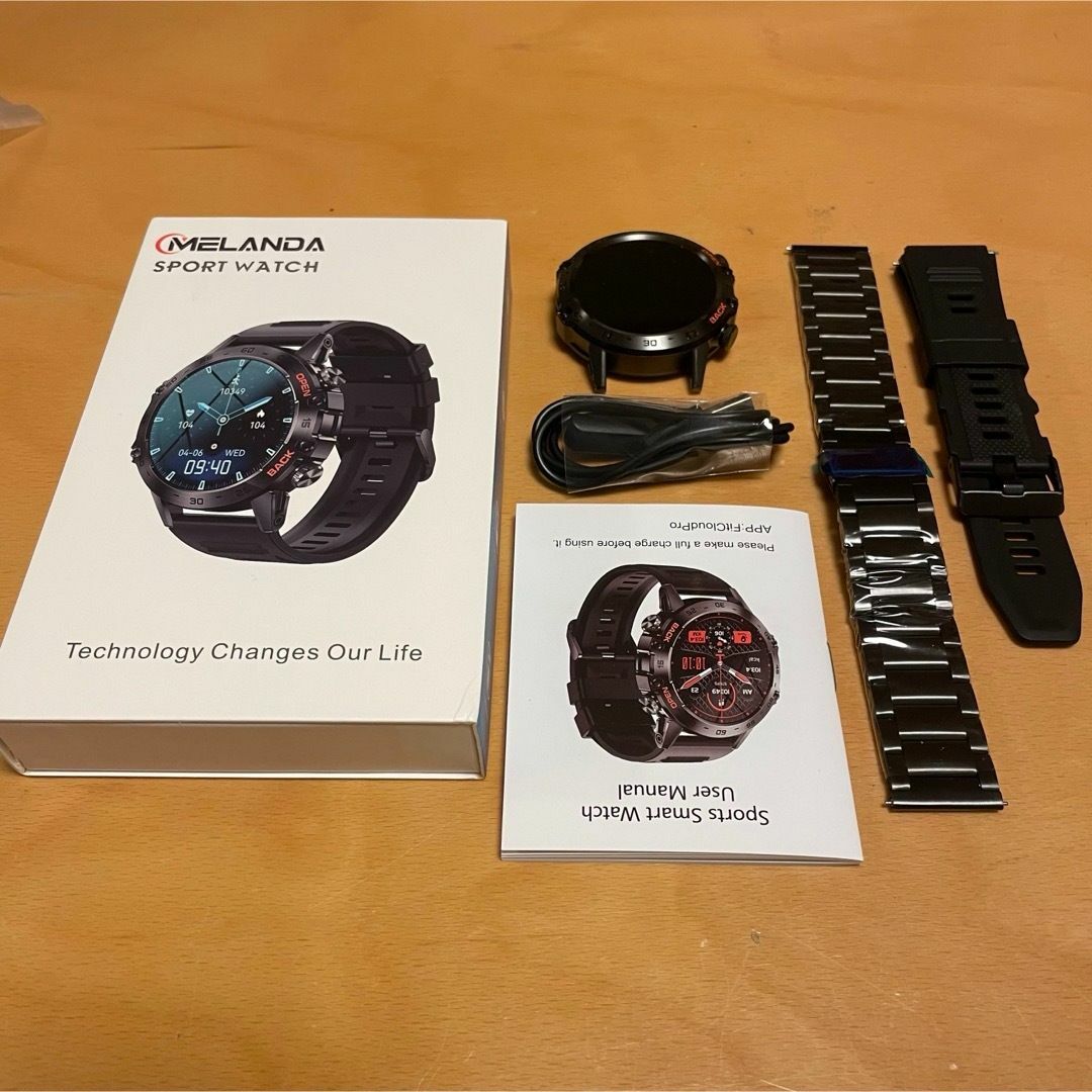 新品　K-52　スマートウォッチ　金属ベルト　シリコンベルト　ベルト2本付き メンズの時計(腕時計(デジタル))の商品写真