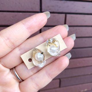 鉱物風レジンピアス(ピアス)