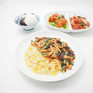 美品 青椒肉絲 チンジャオロース チャーハン 炒飯 酢豚 油淋鶏 アイス 食品サンプル 3点 セット おまとめ 実物大 中華 展示用 HO331 (その他)