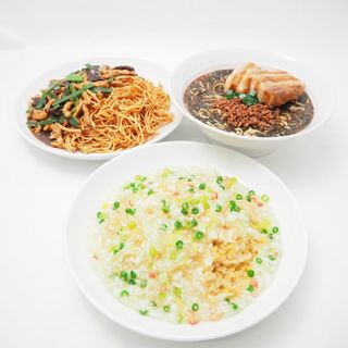 美品 青椒肉絲 チンジャオロース 焼きそば 中華そば ラーメン 蟹肉炒飯 チャーハン 食品サンプル 3点 セット おまとめ 実物大 中華 展示用 HO336 (その他)