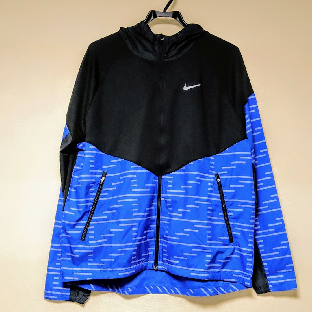 NIKE(ナイキ)の【新品】ナイキ Therma-FIT レペルラン ウインドブレーカー メンズ L メンズのトップス(パーカー)の商品写真