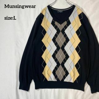 マンシングウェア(Munsingwear)のマンシングウェア　アーガイルVネックプルオーバーセーター　黒白黄　L ニット(ウエア)