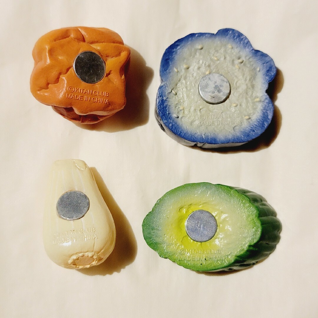 漬物マグネット　食品サンプル　磁石　うめぼし　らっきょう　きゅうり　なす エンタメ/ホビーのフィギュア(その他)の商品写真
