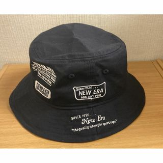 ニューエラー(NEW ERA)のニューエラ NEW ERA バケット01「アーカイブロゴ」ネイビー L/XL (ハット)