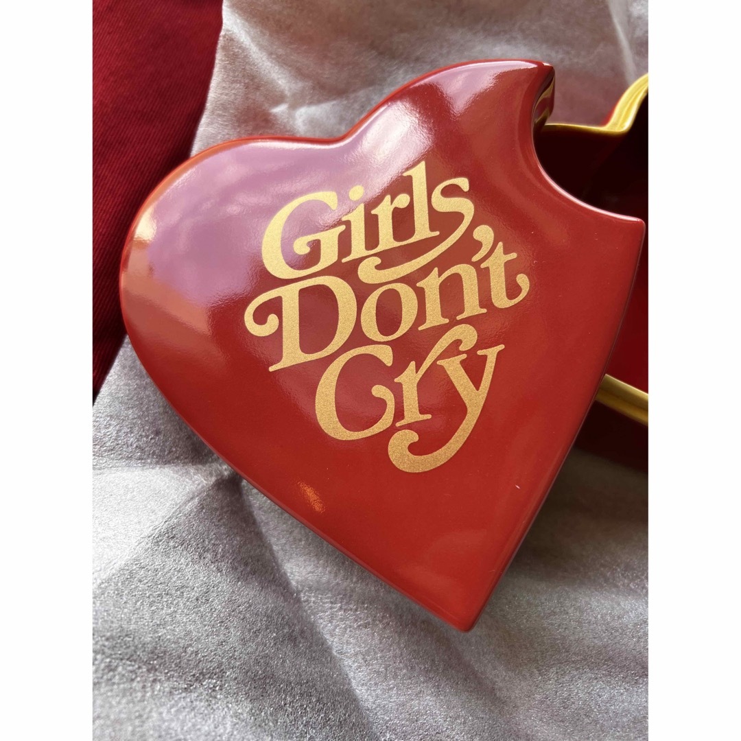 Verdy Girls Don't Cry × ete 有田焼 陶器と風呂敷 Verdy Girls Don't Cry × ete 有田焼 陶器と風呂敷
