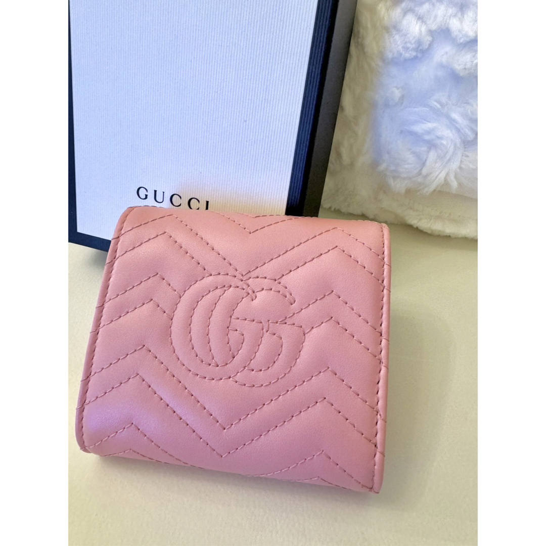 Gucci(グッチ)の新品未使用　GUCCI  マーモントGG ピンク 二つ折り財布  グッチ レディースのファッション小物(財布)の商品写真