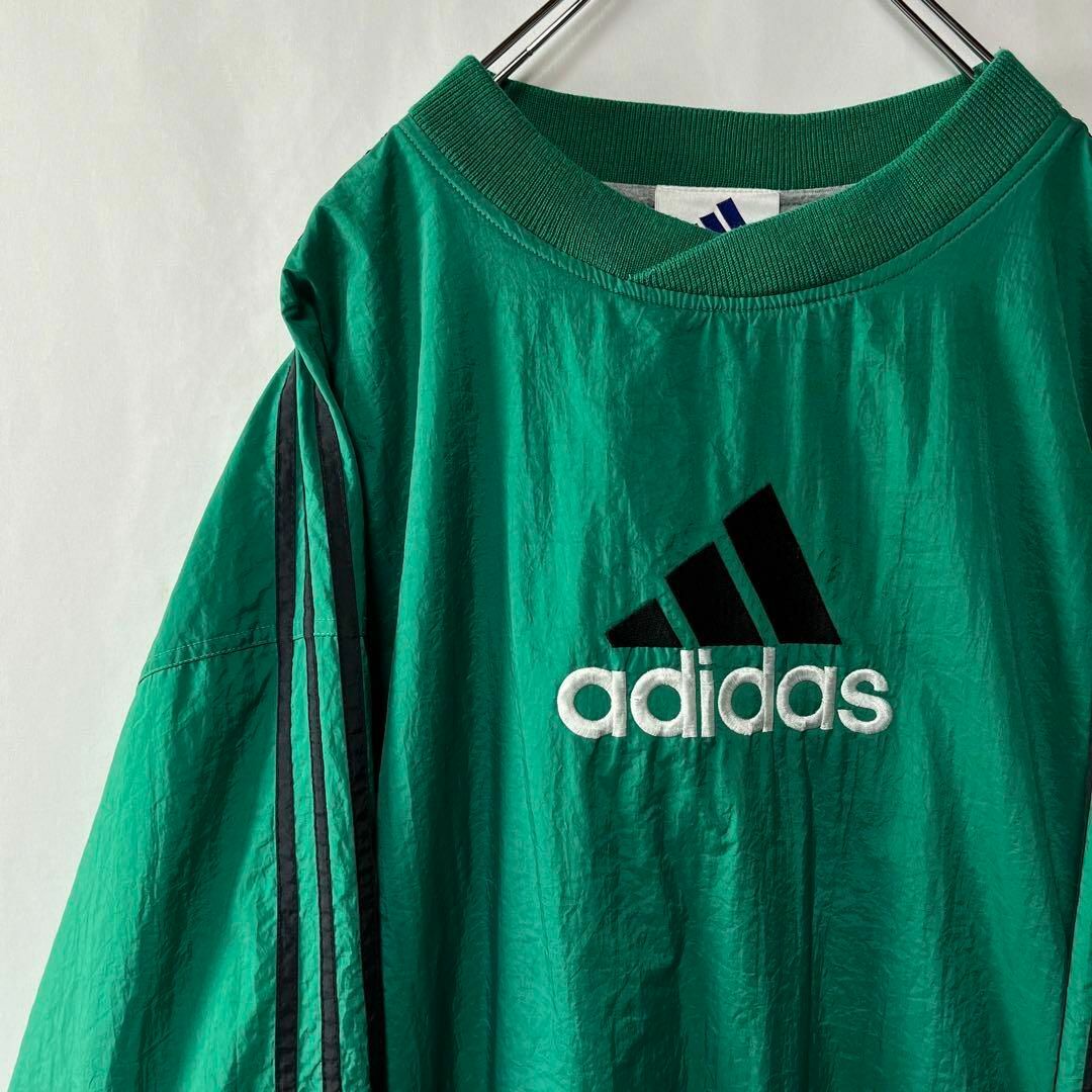 adidas(アディダス)のアディダス　ナイロンプルオーバージャケット　刺繍ロゴ　グリーン　XL 万国旗タグ メンズのジャケット/アウター(ナイロンジャケット)の商品写真