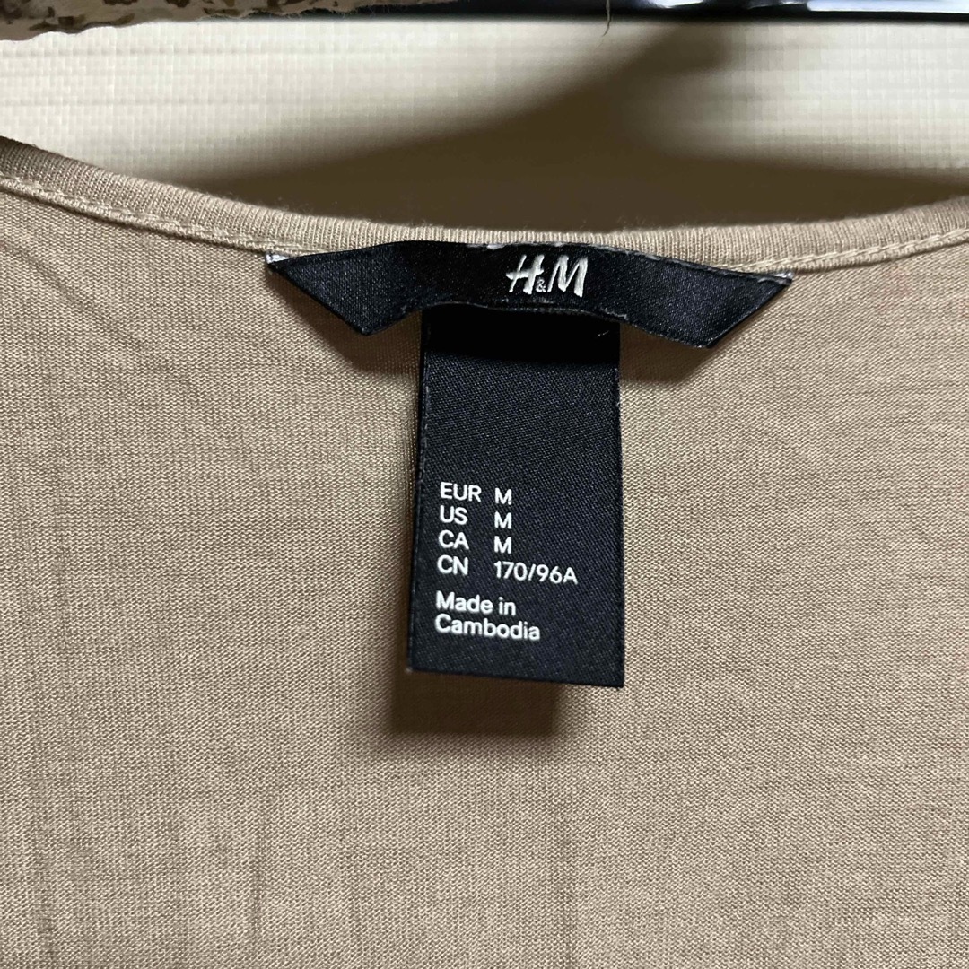 H&M(エイチアンドエム)のH &M カットソー レディースのトップス(カットソー(半袖/袖なし))の商品写真