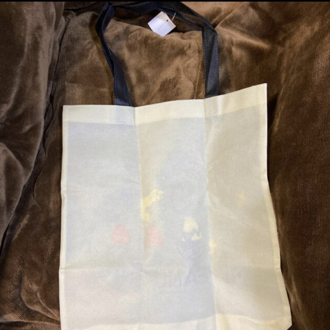SNOOPY(スヌーピー)のトートバッグ エコバッグ　不織布　スヌーピー　値下げ レディースのバッグ(エコバッグ)の商品写真