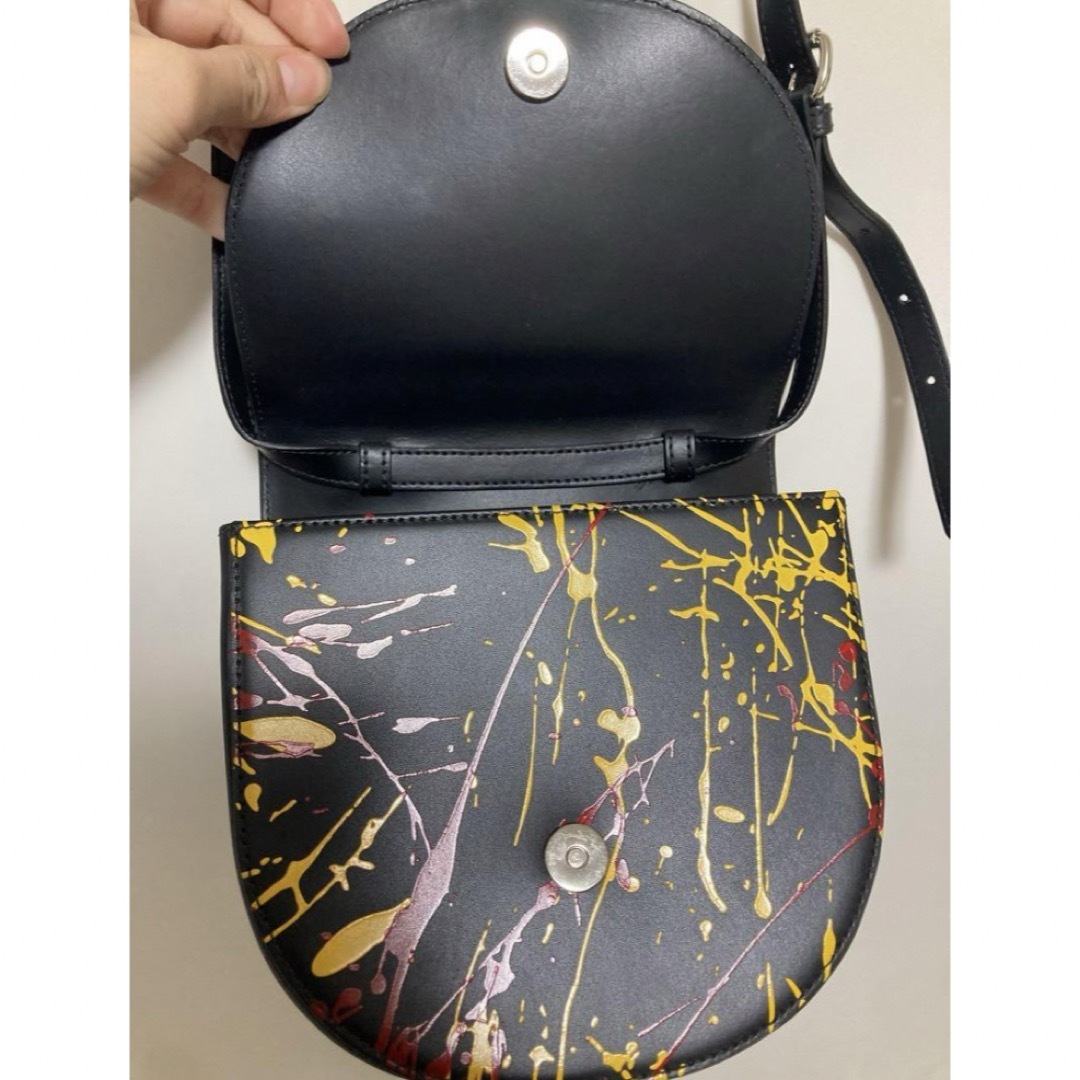 Vivienne Westwood(ヴィヴィアンウエストウッド)のヴィヴィアン  Alex saddle bag レディースのバッグ(ショルダーバッグ)の商品写真