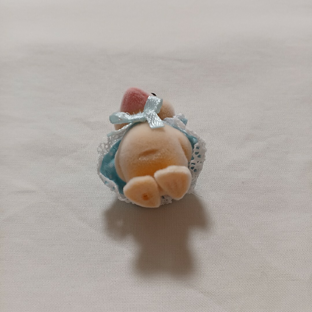 シルバニアファミリー(シルバニアファミリー)のアヒルの赤ちゃん　シルバニア エンタメ/ホビーのおもちゃ/ぬいぐるみ(その他)の商品写真