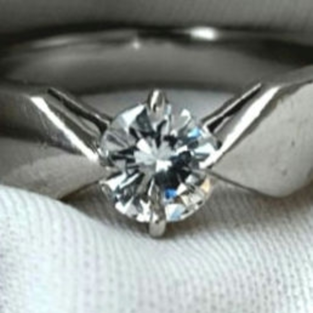 1粒ダイヤモンドリング レディースのアクセサリー(リング(指輪))の商品写真