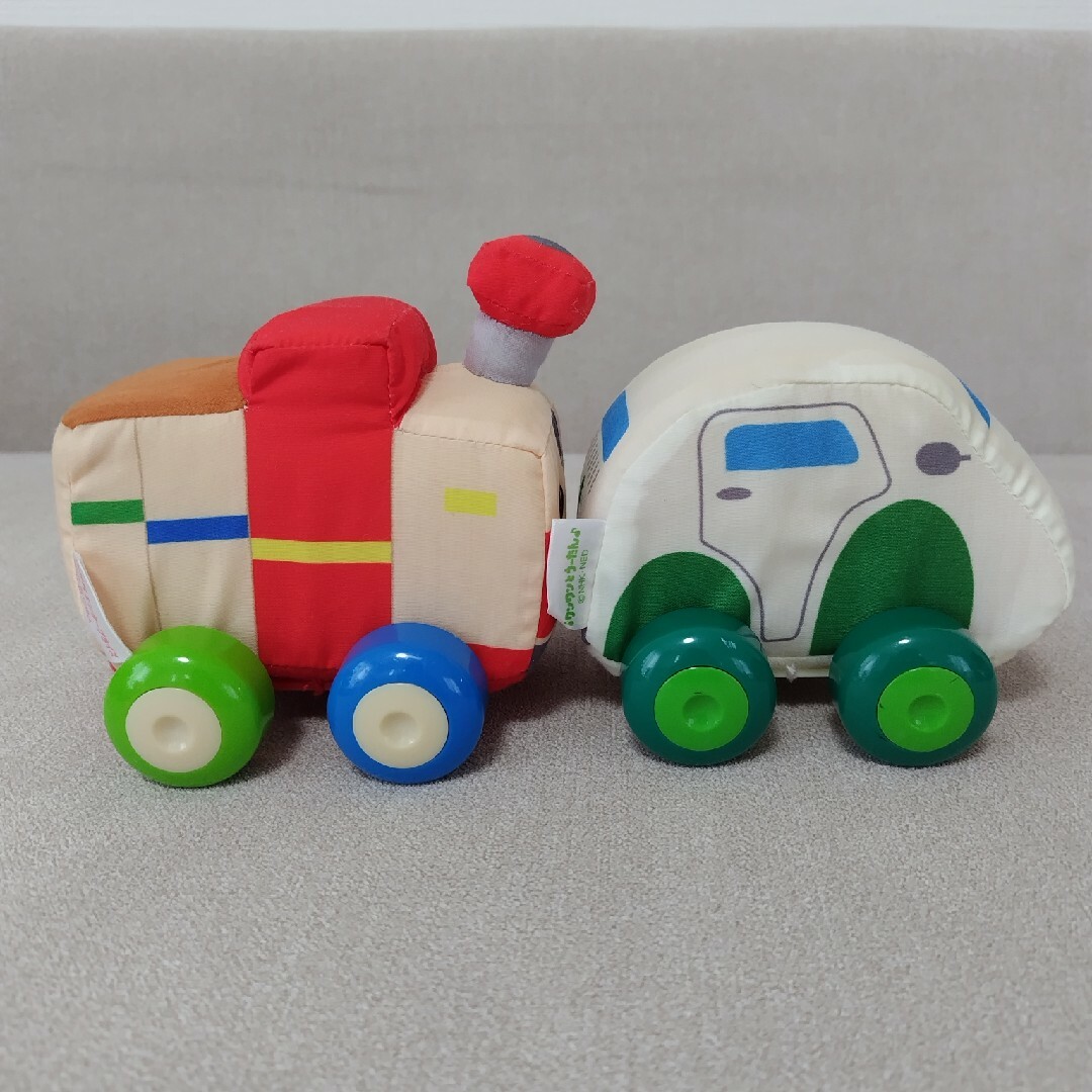 いないいないばあっ！　ワンワンカー　ゴットン　ぬいぐるみ エンタメ/ホビーのおもちゃ/ぬいぐるみ(キャラクターグッズ)の商品写真