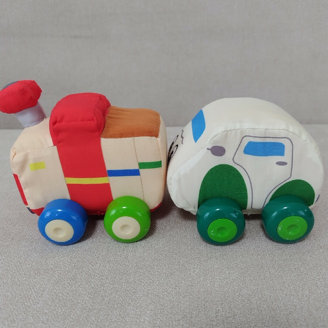 いないいないばあっ！　ワンワンカー　ゴットン　ぬいぐるみ エンタメ/ホビーのおもちゃ/ぬいぐるみ(キャラクターグッズ)の商品写真